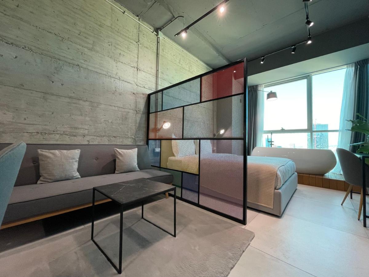 Ambassador Skyline Apartments 地拉那 外观 照片
